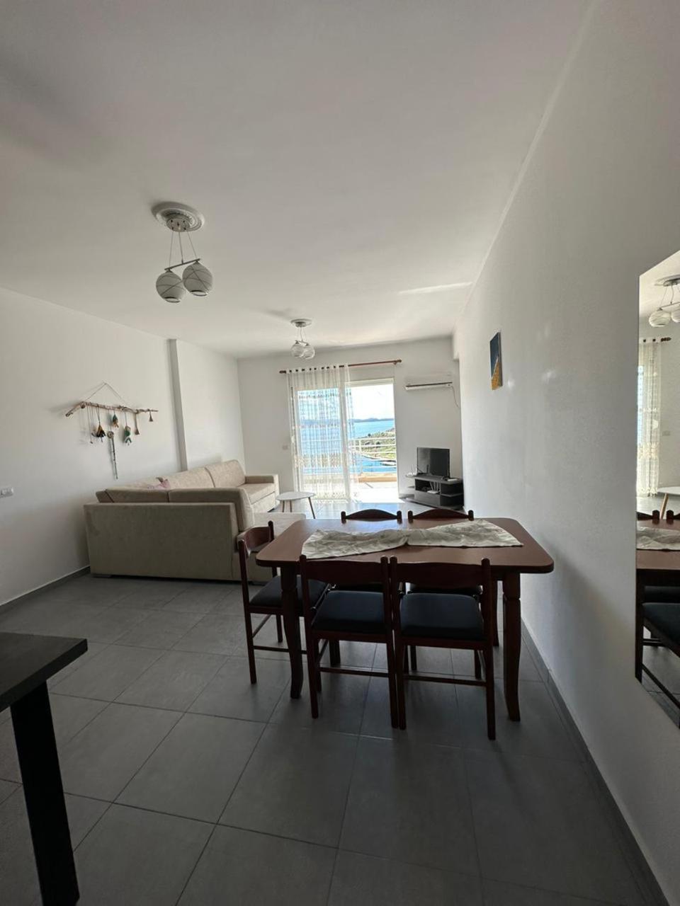 Oni'S Apartments Saranda Zewnętrze zdjęcie