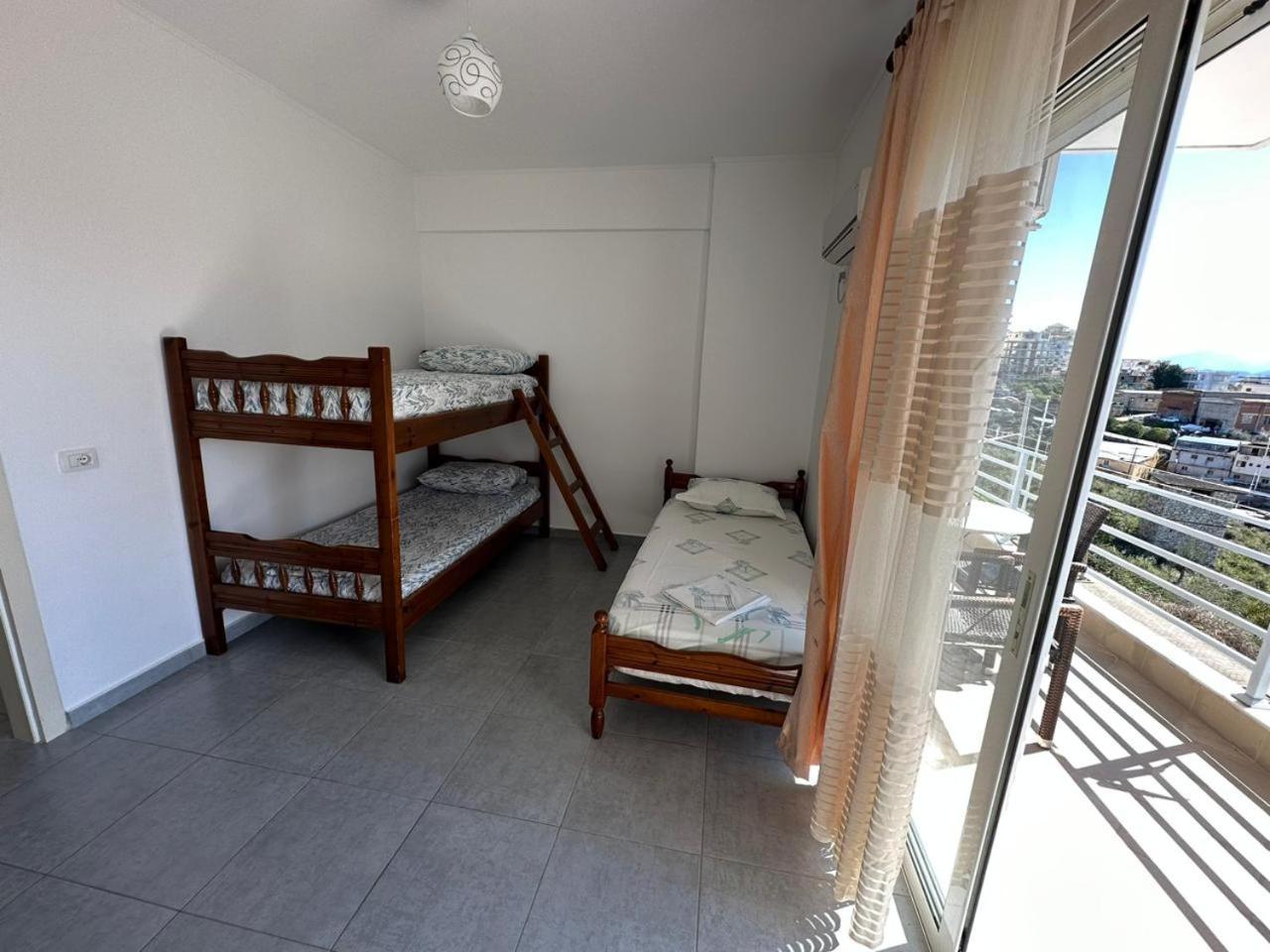 Oni'S Apartments Saranda Zewnętrze zdjęcie